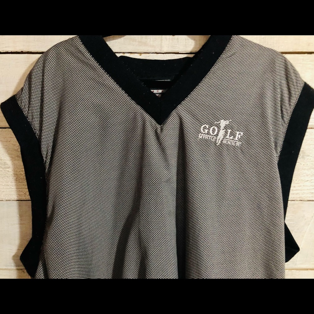 Men’s Pro Golf Pullover V neck. Inner harbor pro collection. XL gray and black